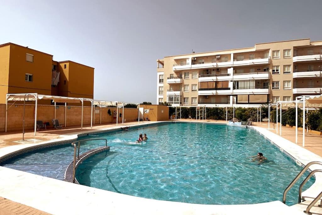 Apartamento A Unos Pasos De La Playa Rota Esterno foto